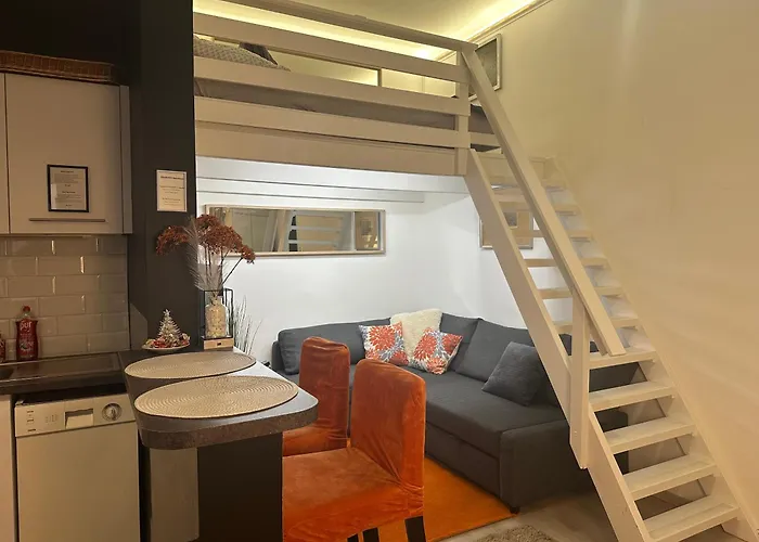 Castlehill Apartman The Perfect Blend Of Urban Living And Sightseeing Convenience